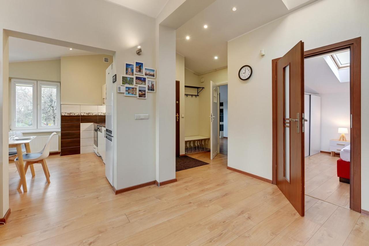 George Apartment *