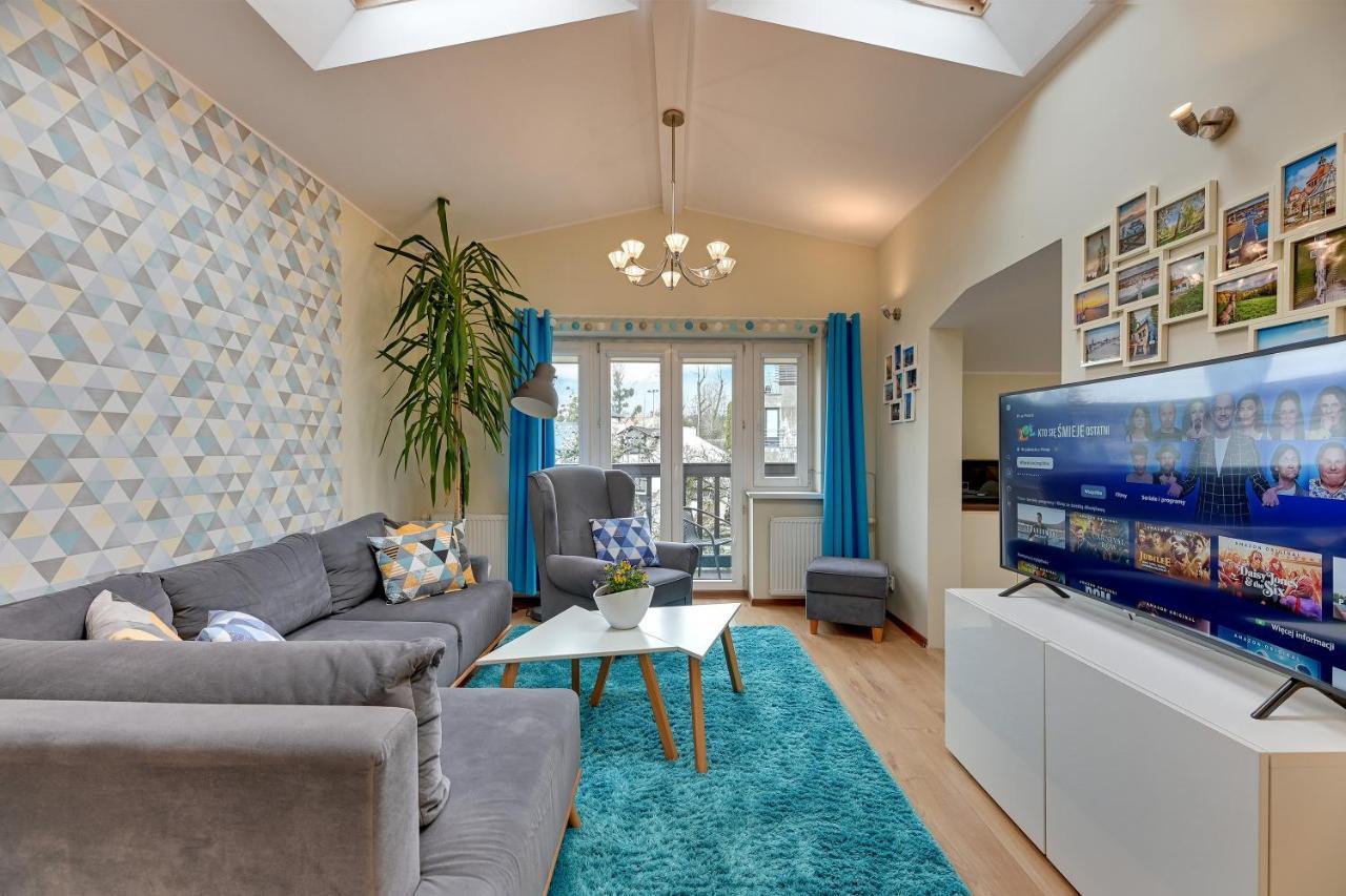 George Apartment *